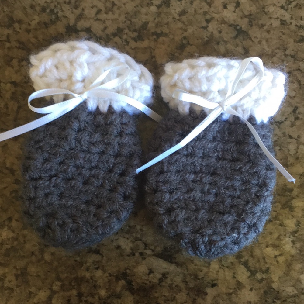 Baby mitts